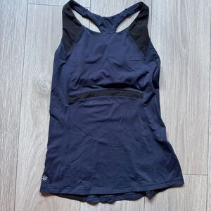 Athleta Women's Small Ace Racer Tank Top Pockets Blue Shelf Bra Running Mesh